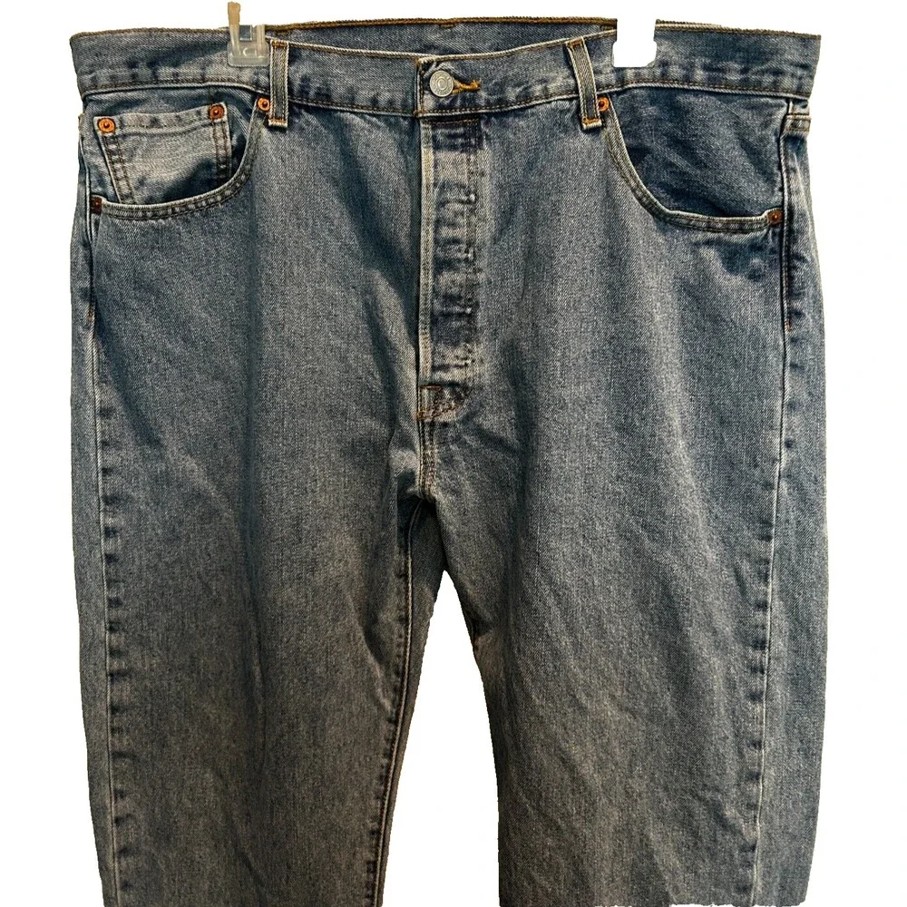 Levi's 501‎ Original Fit Jeans 40x32 Men's Blue Med Wash Straight Leg Button Fly